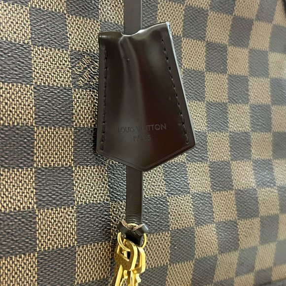 Louis Vuitton Alma MM Damier bag